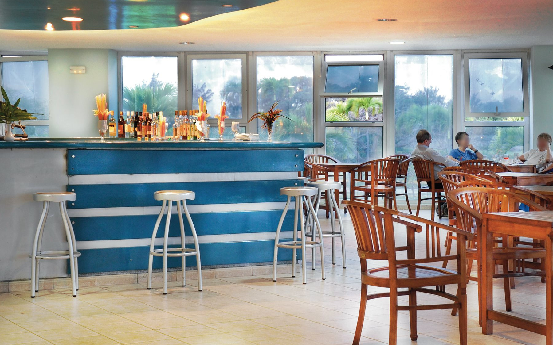 Bar Bar