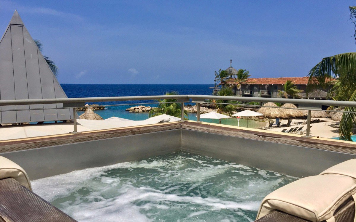 Jacuzzi Jacuzzi
