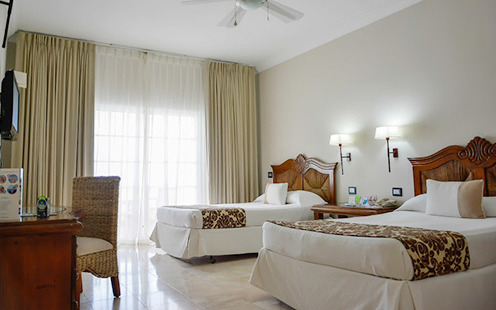 Deluxe oceanview room Deluxe oceanview room