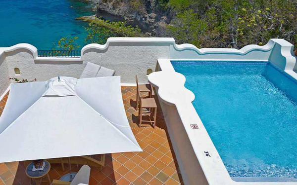 Villa vue mer avec piscine et terrasse sur le toit Villa vue mer avec piscine et terrasse sur le toit