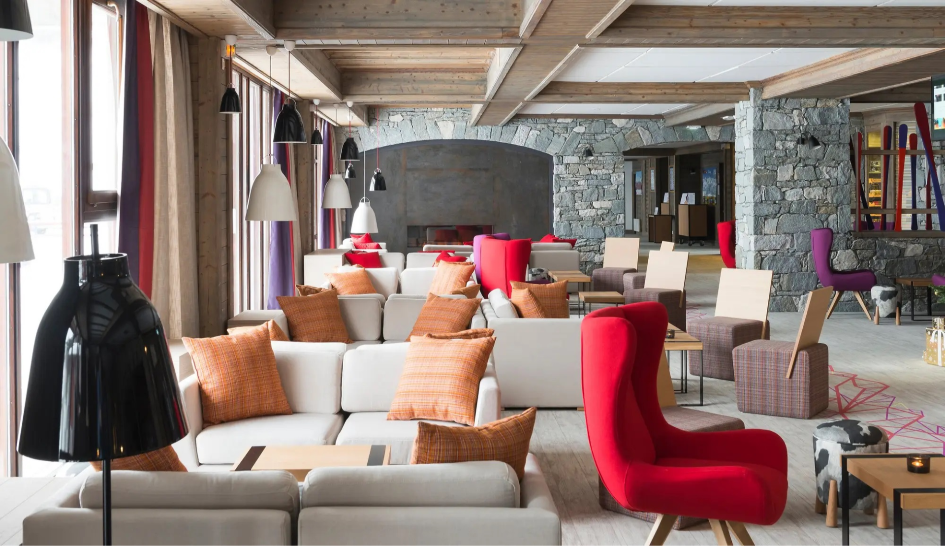Lobby Bar au Club Med Alpes Françaises Arcs Extrême, France