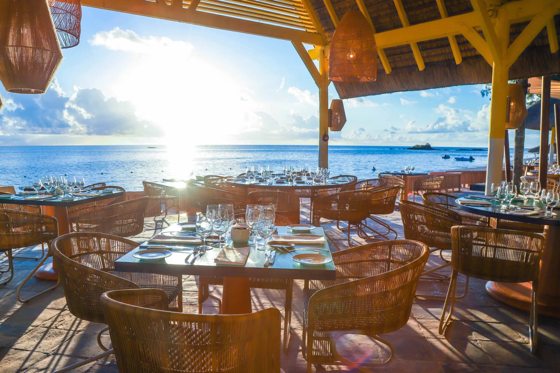restaurant at Club Med La Pointe aux Canonniers, Mauricius restaurant at Club Med La Pointe aux Canonniers, Mauricius