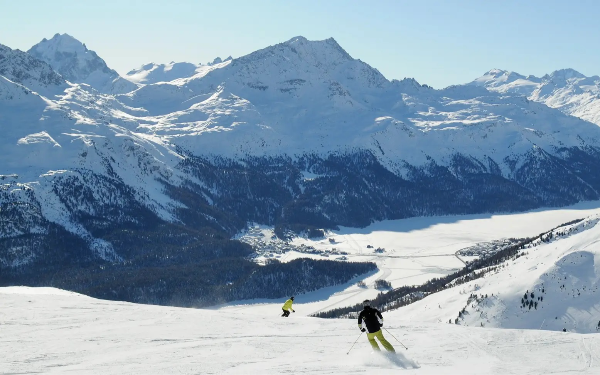 Piste au Club Med Saint-Moritz Roi Soleil Piste au Club Med Saint-Moritz Roi Soleil