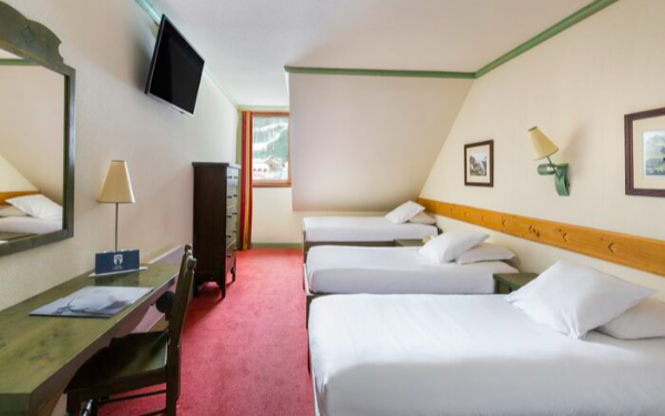 Standard Room at Club Med Serre Chevalier Standard Room at Club Med Serre Chevalier