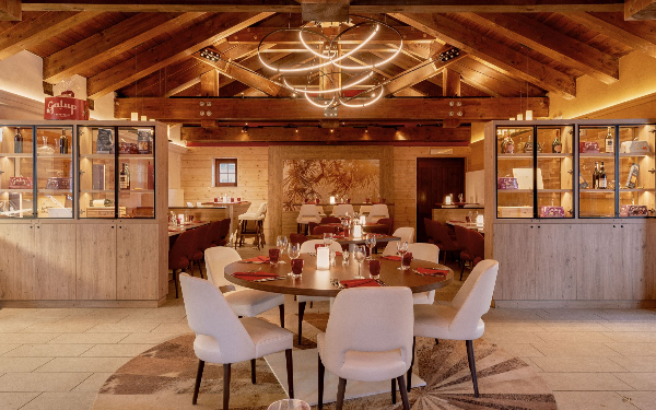 Restaurant at Club Med VIllage Pragelato Sestriere Restaurant at Club Med VIllage Pragelato Sestriere