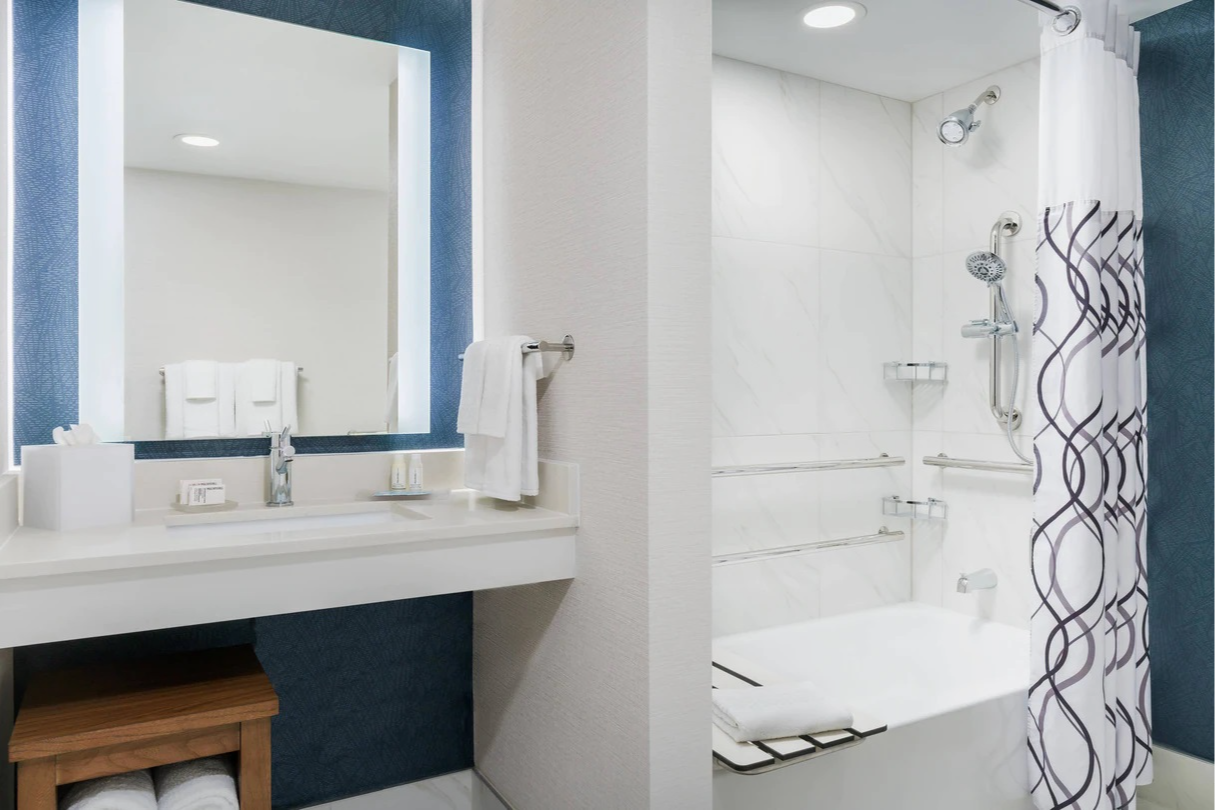 Salle Bain au Courtyard by Marriott Lake Buena Vista at Vista Centre Salle Bain au Courtyard by Marriott Lake Buena Vista at Vista Centre