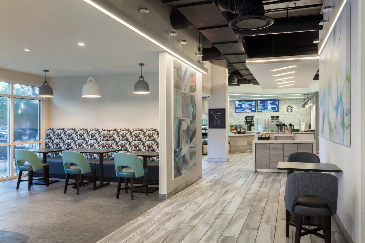 Le Food Hall au Courtyard by Marriott / Marriott Village Hotels Le Food Hall au Courtyard by Marriott / Marriott Village Hotels