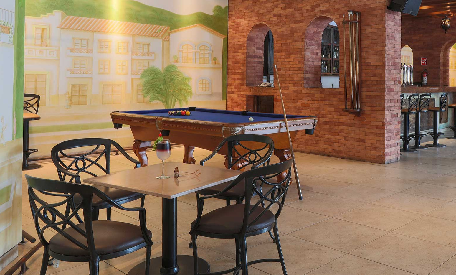 Sports bar Sports bar