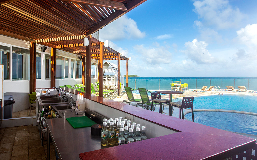 Pool bar Pool bar