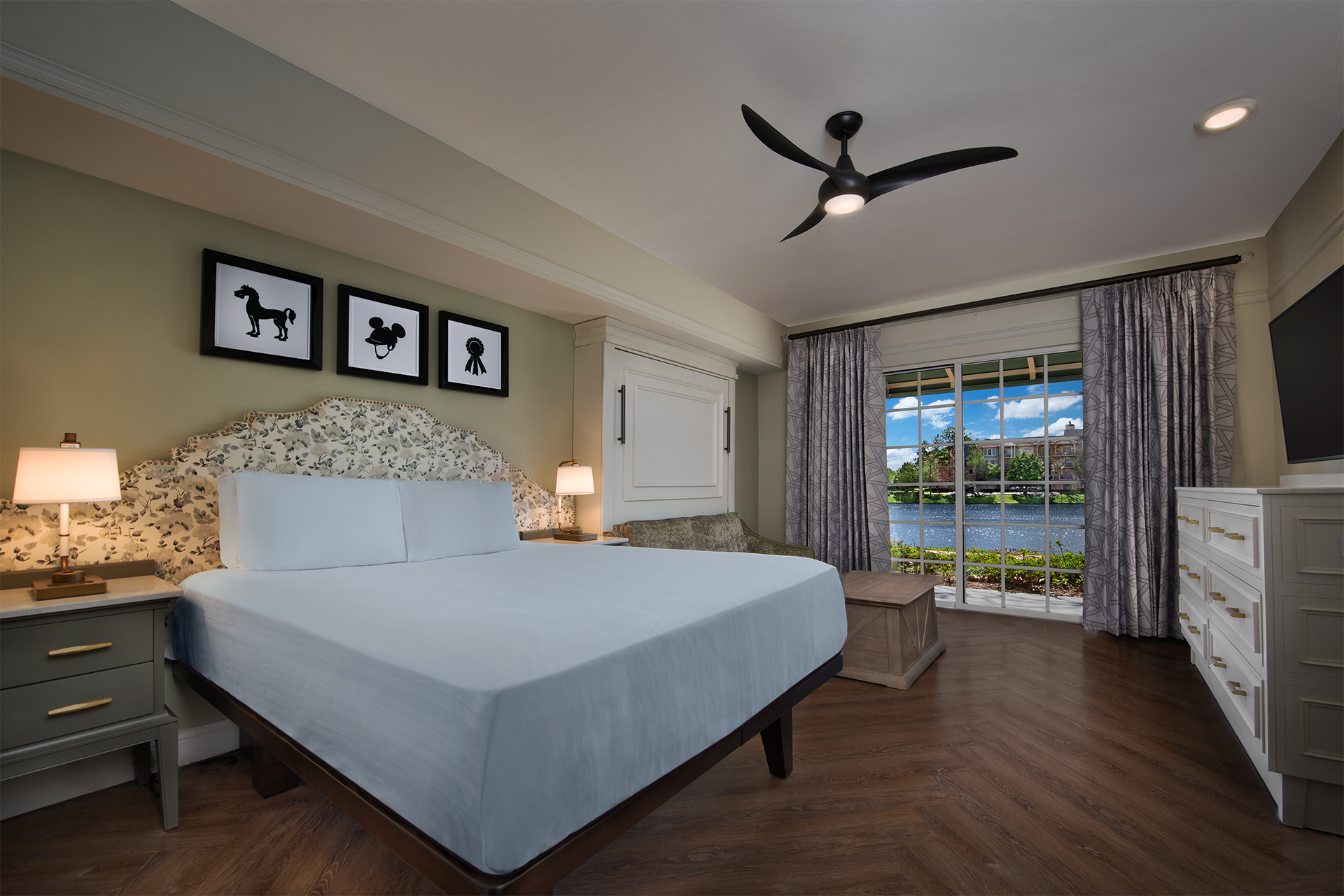 Room at Disney’s Saratoga Springs Resort & Spa at Walt Disney World Resort in Florida Room at Disney’s Saratoga Springs Resort & Spa at Walt Disney World Resort in Florida