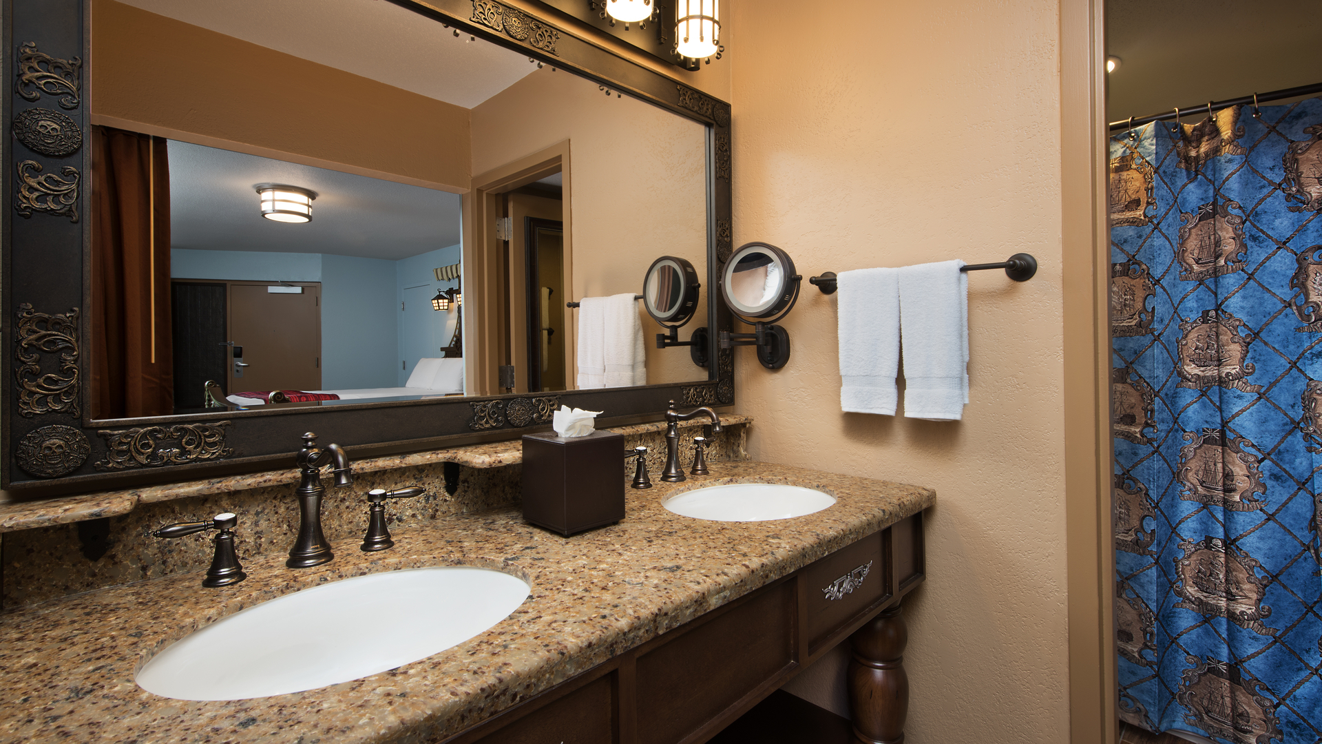 Salle de bain Disney"s Caribbean Beach Resort at Walt Disney World Resort en Floride Salle de bain Disney"s Caribbean Beach Resort at Walt Disney World Resort en Floride