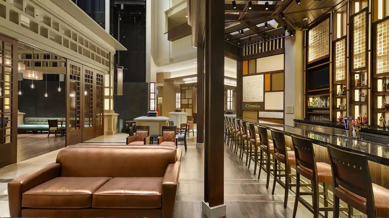 Lounge au Embassy Suites by Hilton Orlando — Lake Buena Vista South Lounge au Embassy Suites by Hilton Orlando — Lake Buena Vista South