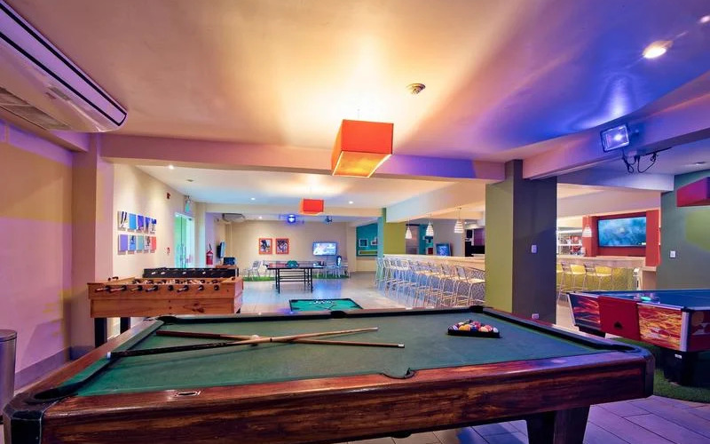 Bar Bar