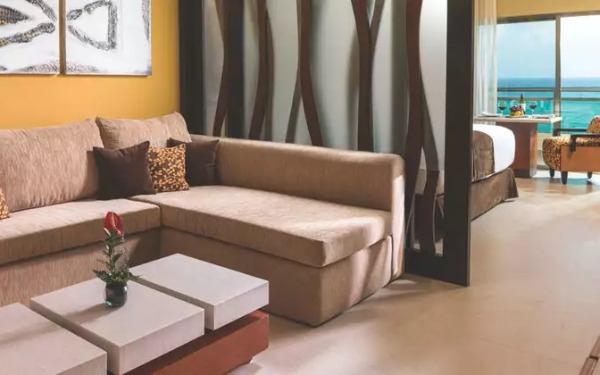 One bedroom Suite Ocean Front One bedroom Suite Ocean Front