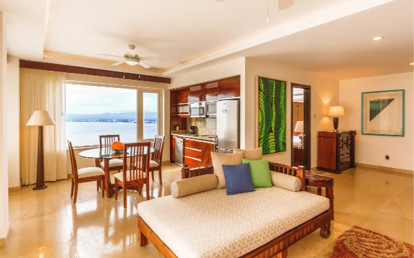 Master Suite at Grand Miramar All Luxury Suites & Residence Master Suite at Grand Miramar All Luxury Suites & Residence
