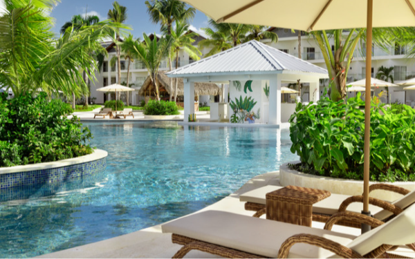 Pool Bar at Hilton La Romana Family Resort Pool Bar at Hilton La Romana Family Resort