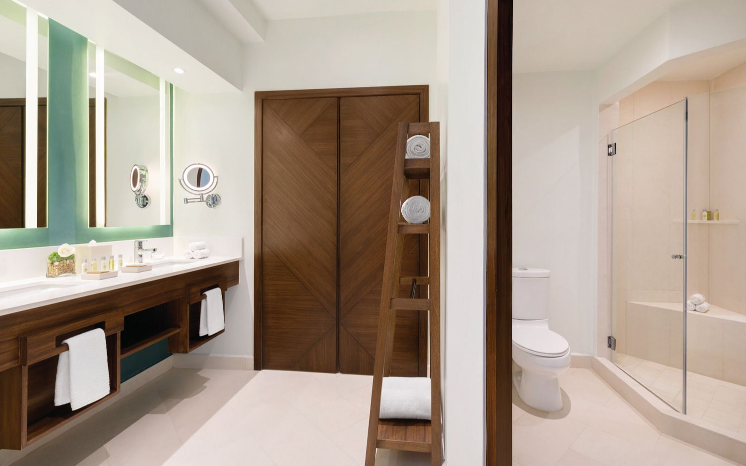 Junior Suite Oceanfront Walk Out King Bathroom Junior Suite Oceanfront Walk Out King Bathroom