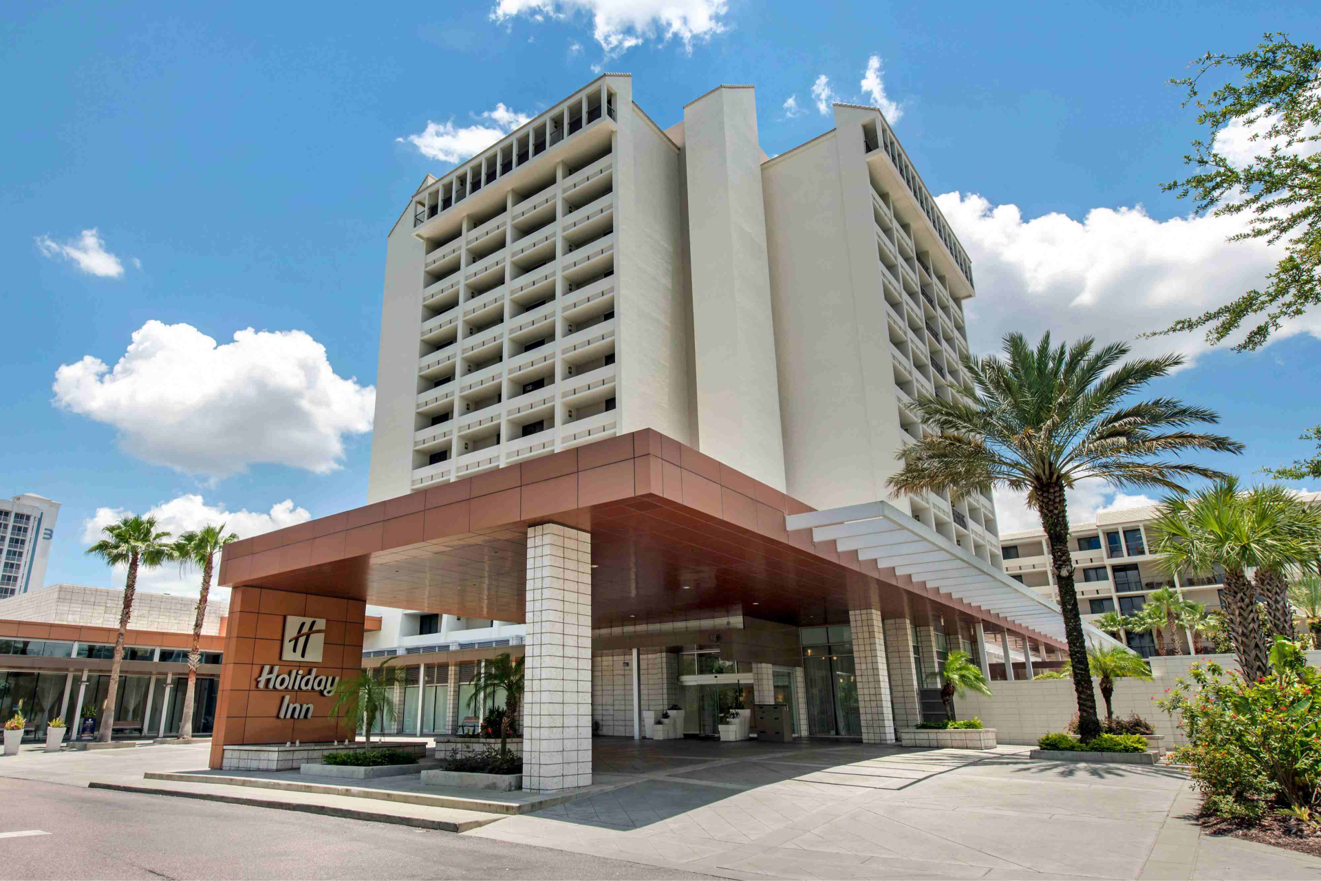 Entrance at Holiday Inn Orlando Entrance at Holiday Inn Orlando