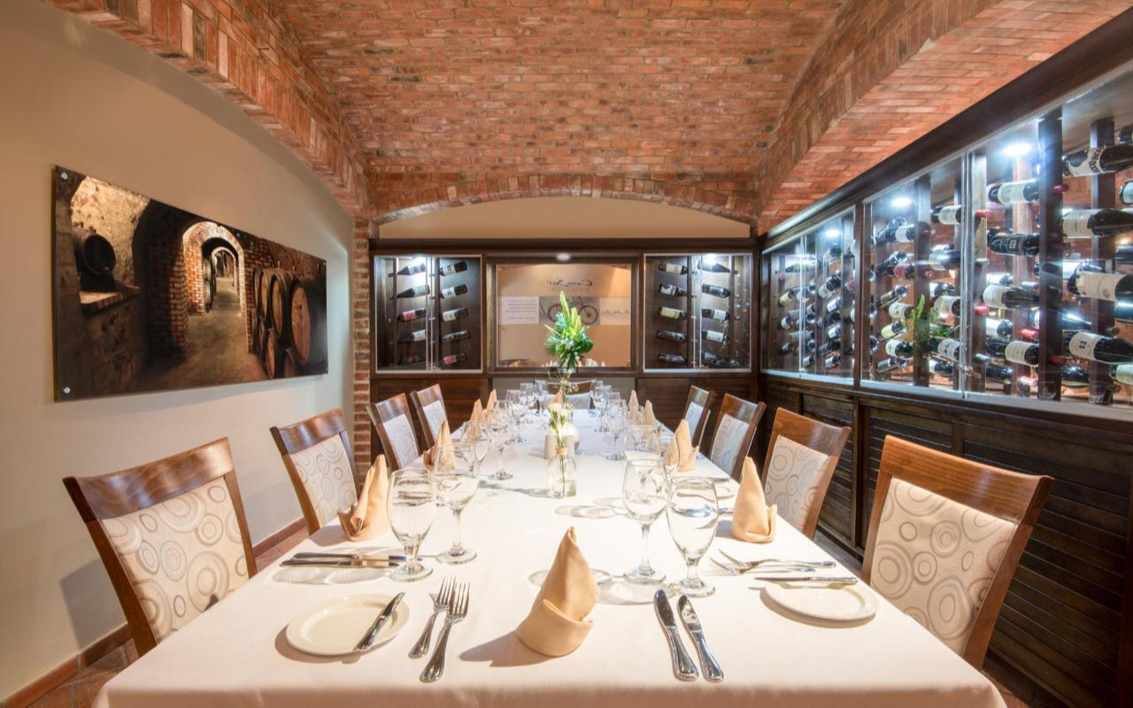 Restaurant Restaurant