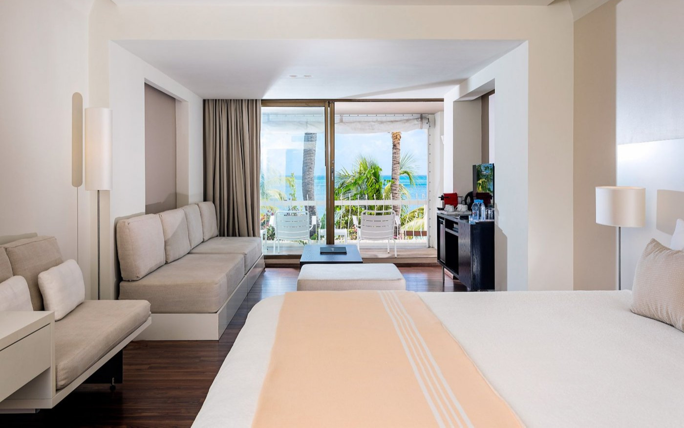 Junior Suite Junior Suite
