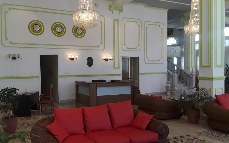 Lobby Lobby