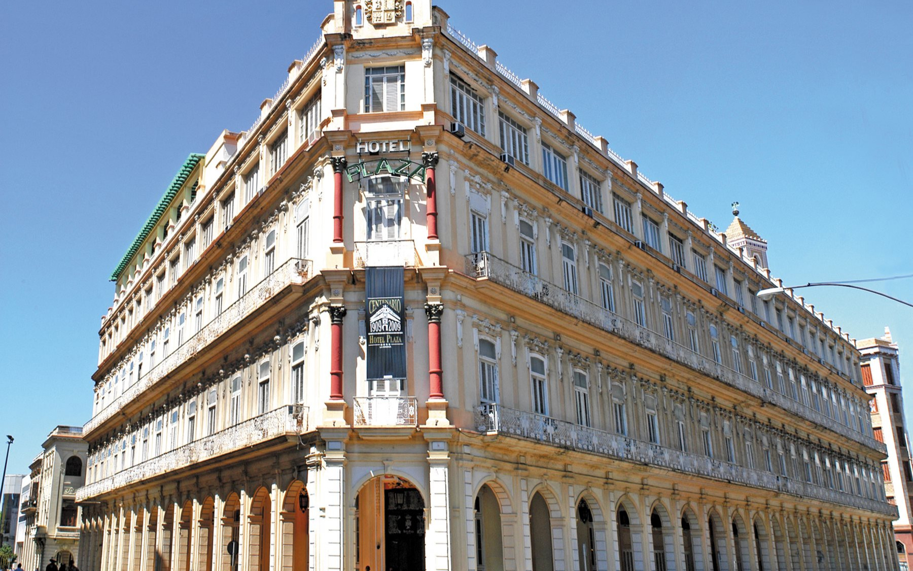 Hôtel Hôtel