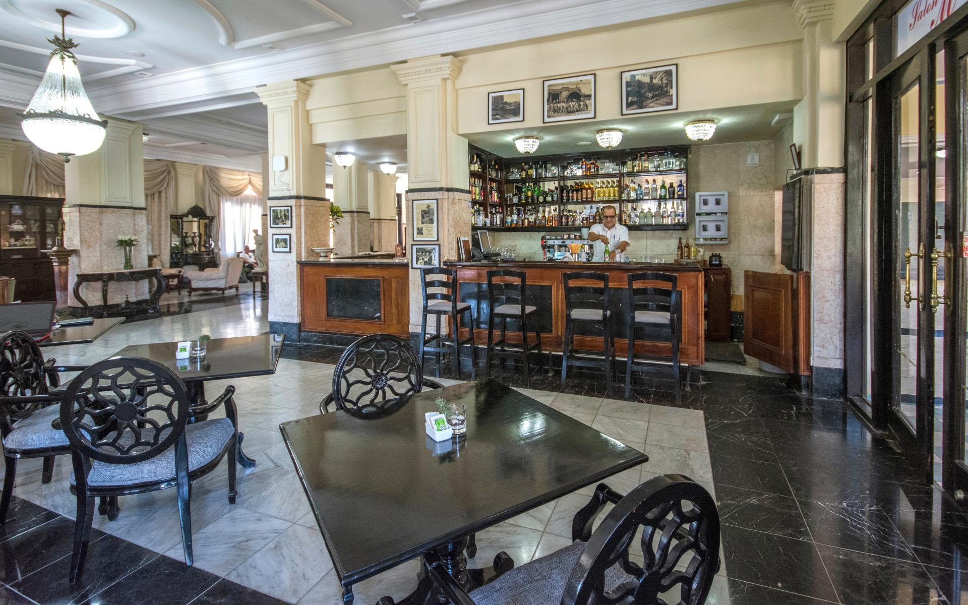 Lobby bar Lobby bar