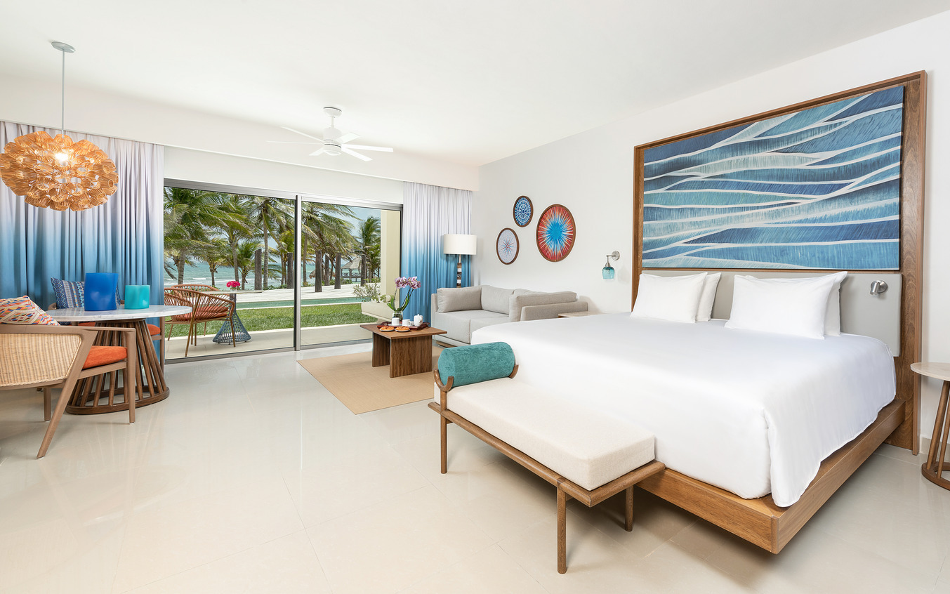 Junior Suite Ocean Walk out Junior Suite Ocean Walk out