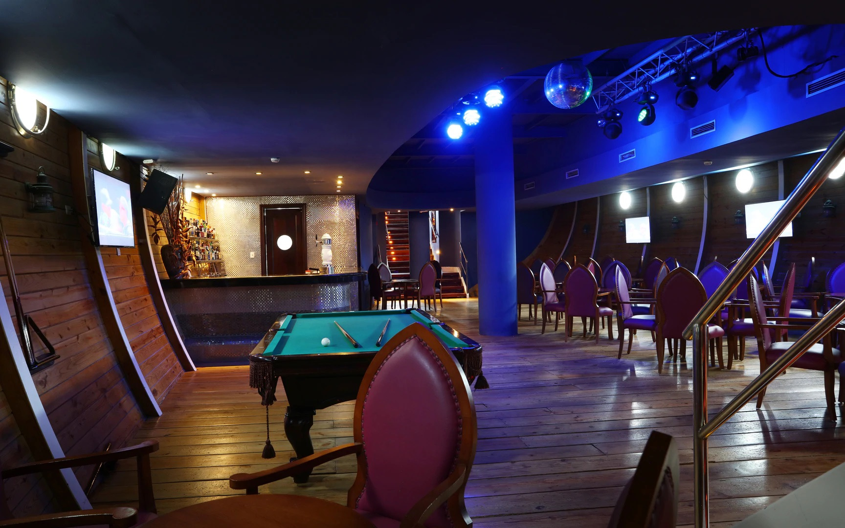 Club Club