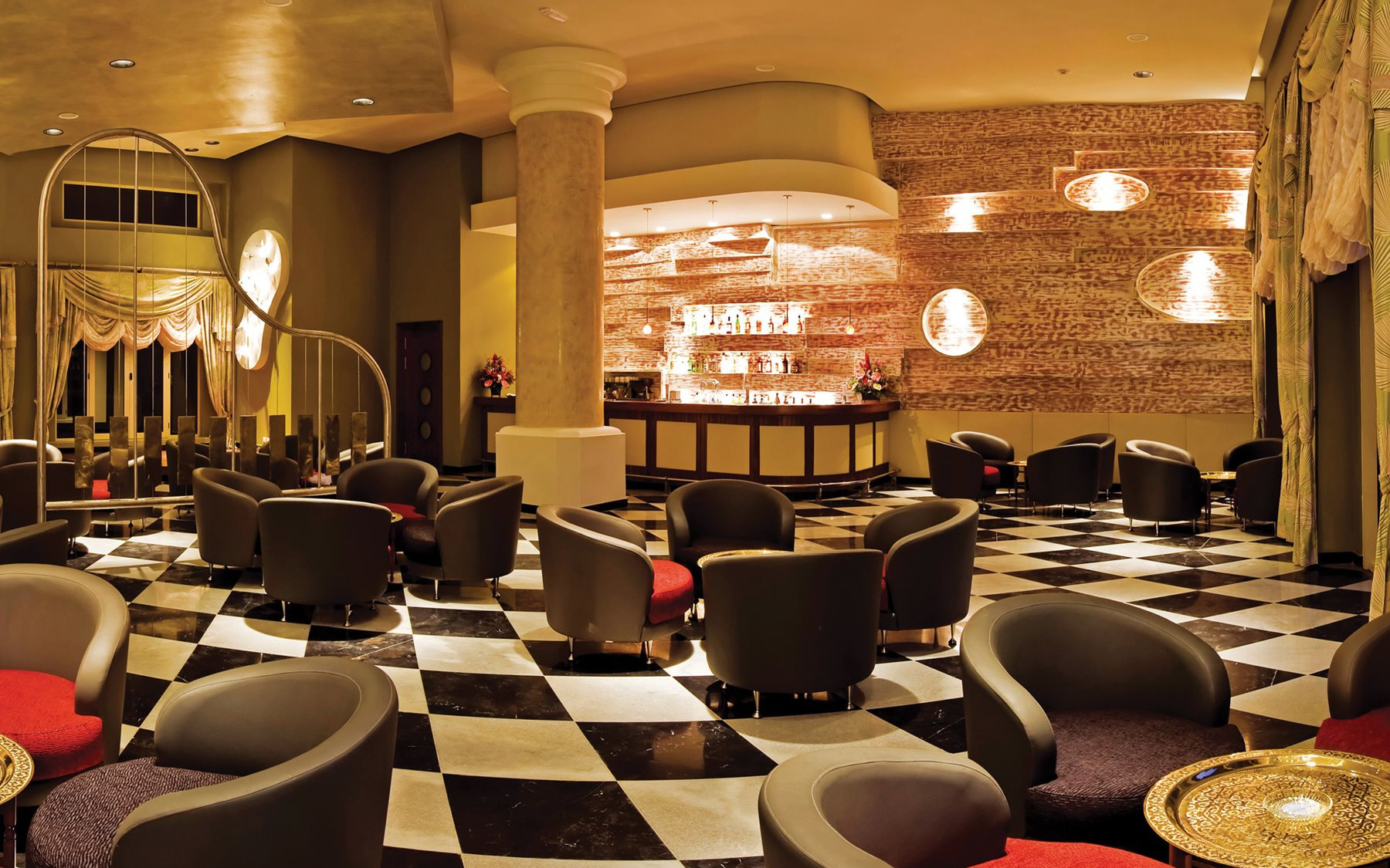  Mandeville bar