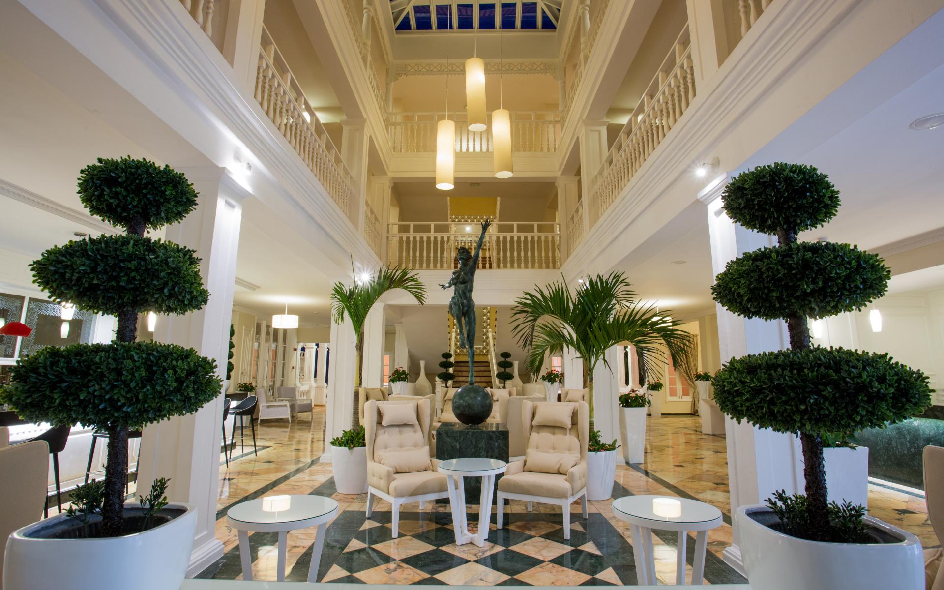 Lobby Lobby