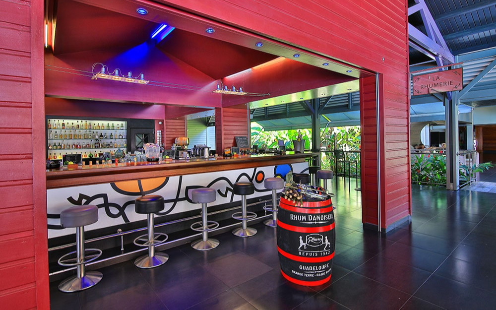 Bar Bar