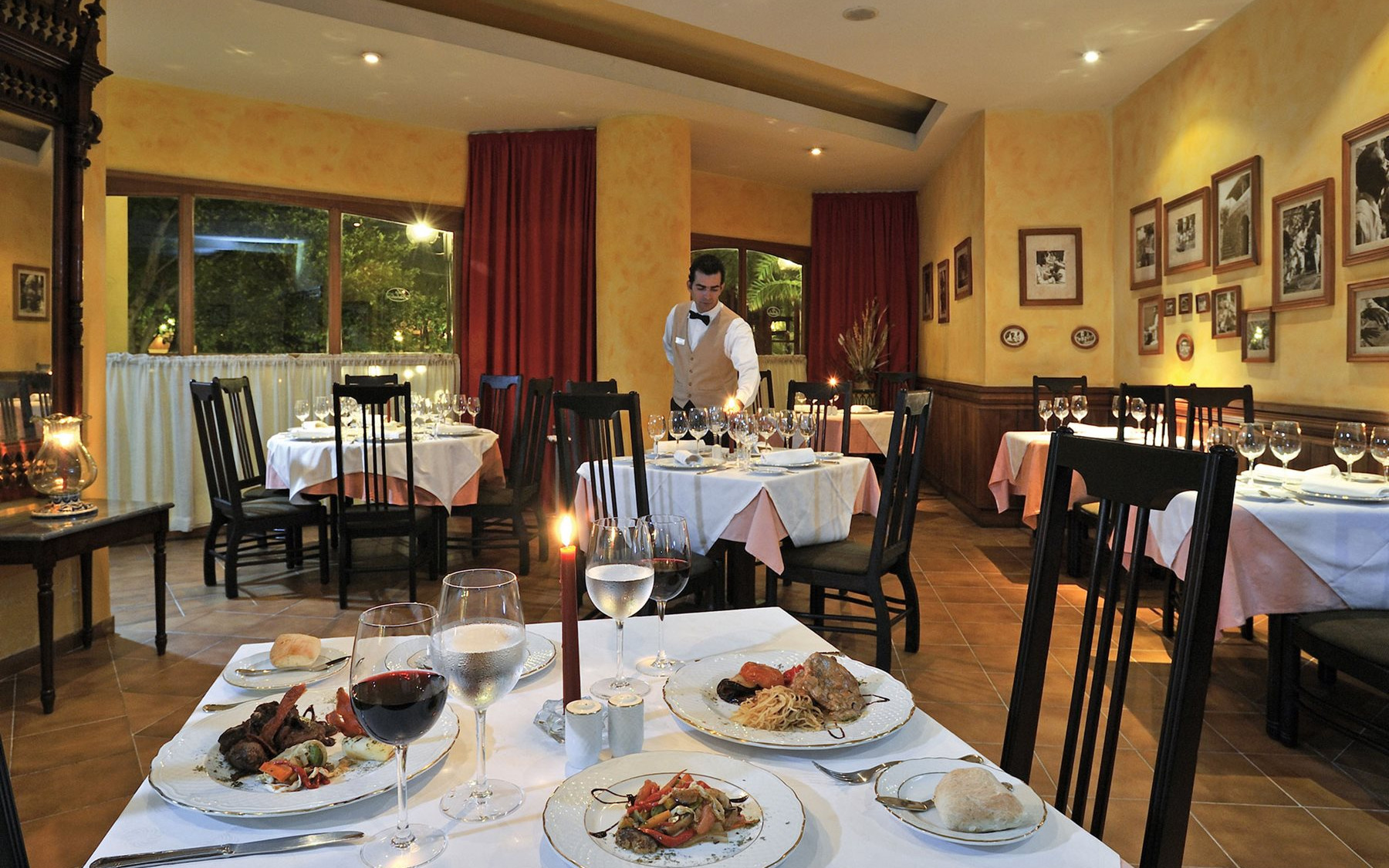 Restaurant La Isabelica Restaurant La Isabelica