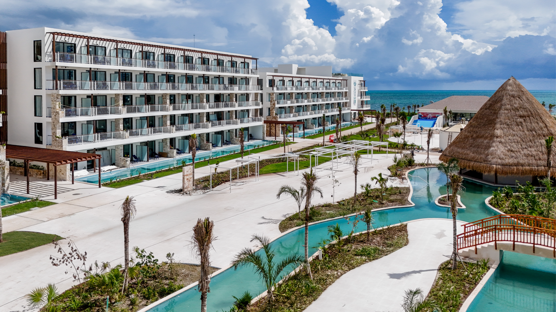 Vew of the hotel at Ocean Azure Costa Mujeres, Cancun with Aquaterra Travels