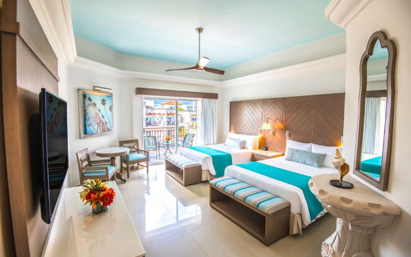 Junior Suite Junior Suite