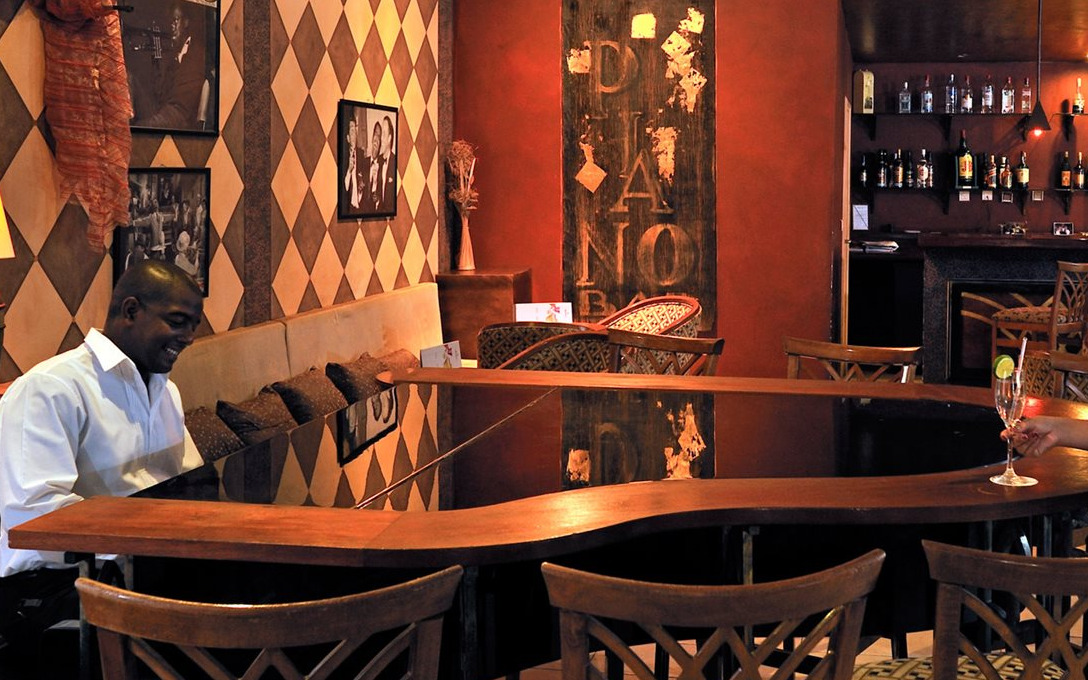 Piano Bar Piano Bar