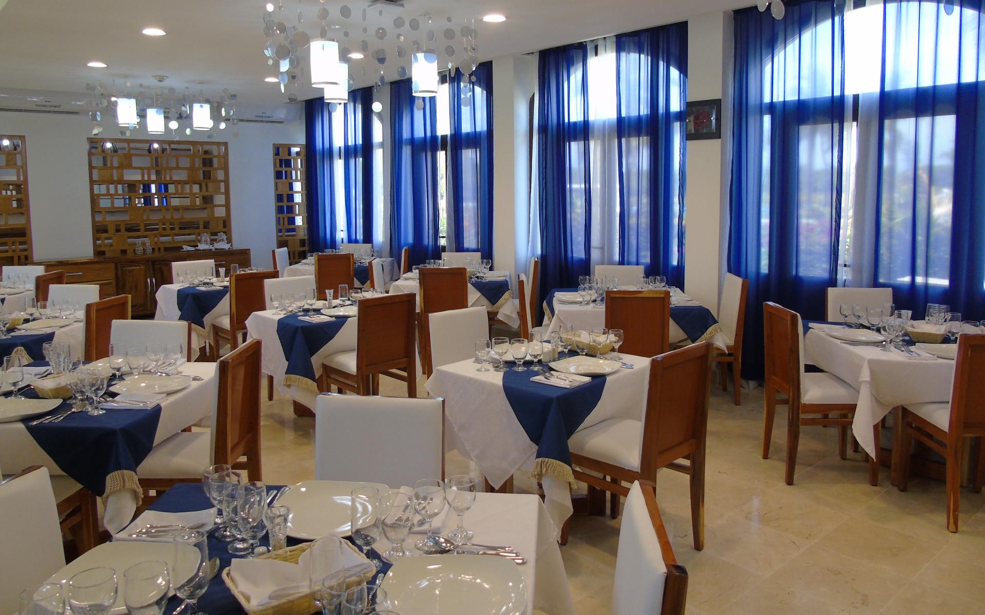 restaurant restaurant