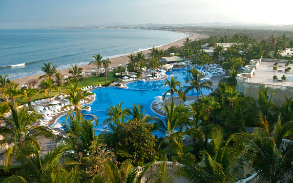 Plage au Pueblo Bonito Emerald Bay Resort & Spa Plage au Pueblo Bonito Emerald Bay Resort & Spa
