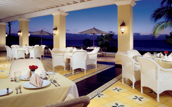 Restaurant au Pueblo Bonito Emerald Bay Resort & Spa Restaurant au Pueblo Bonito Emerald Bay Resort & Spa