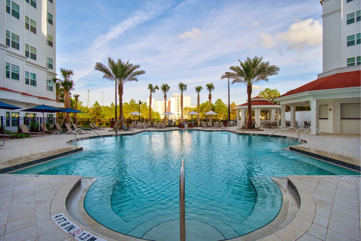 Piscine au Residence Inn by Marriott Flamingo Crossings Piscine au Residence Inn by Marriott Flamingo Crossings