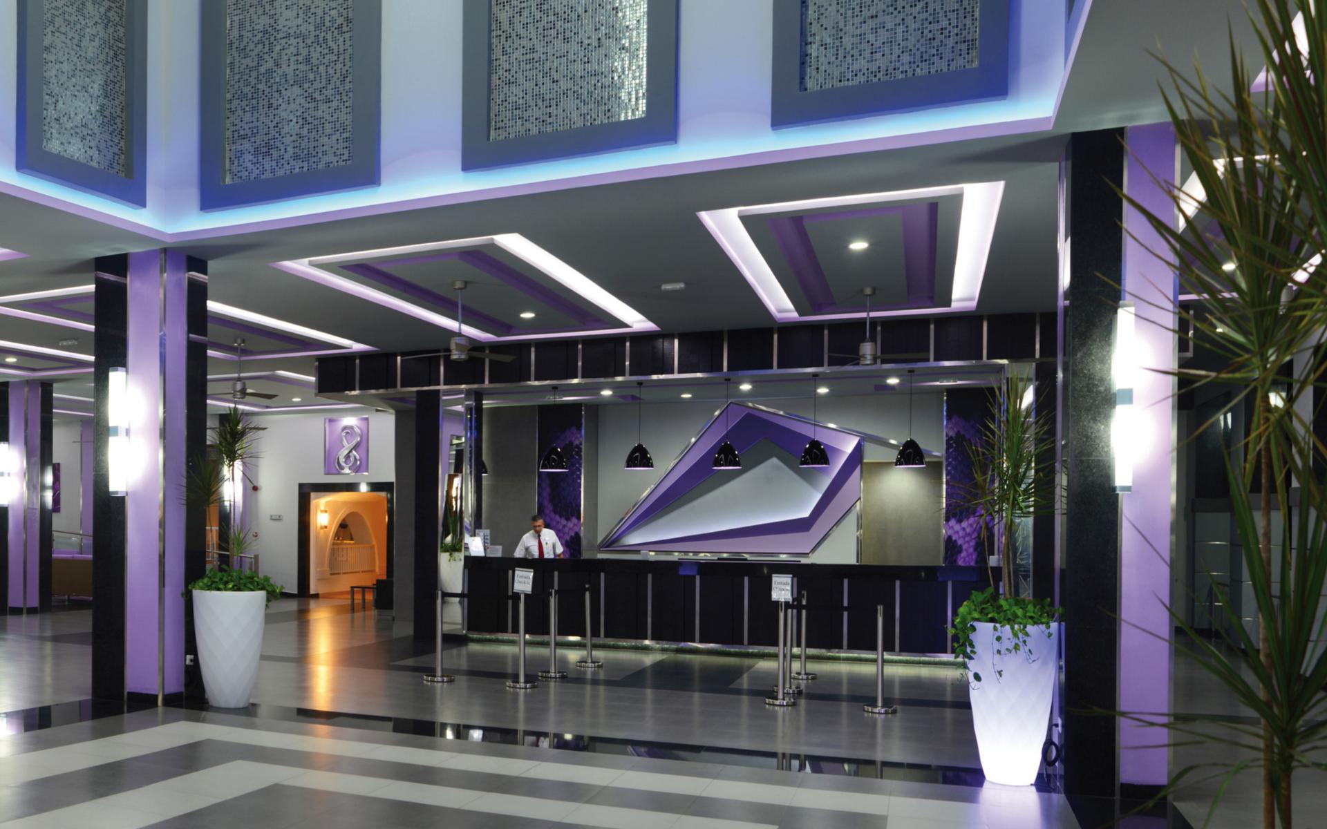 Lobby Lobby