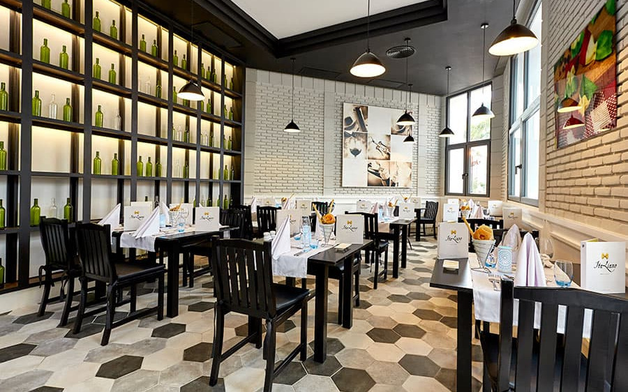 Fusion restaurant Fusion restaurant