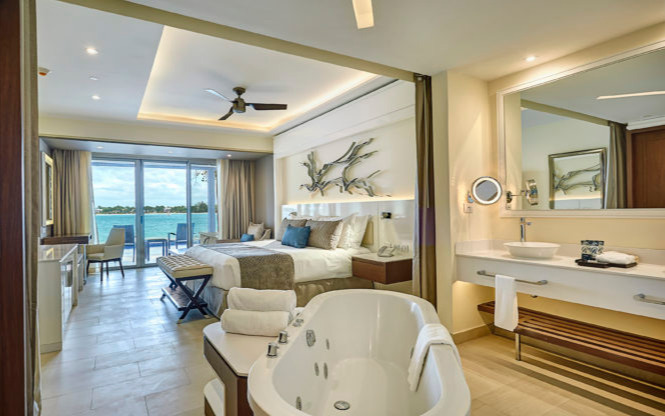 Luxury junior suite Luxury junior suite