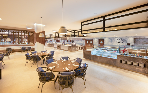 Buffet at Royalton Splash Riviera Cancun, An Autograph Collection All-Inclusive Resort Buffet at Royalton Splash Riviera Cancun, An Autograph Collection All-Inclusive Resort