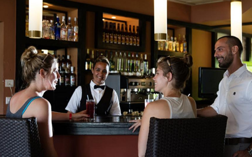 Bar Bar