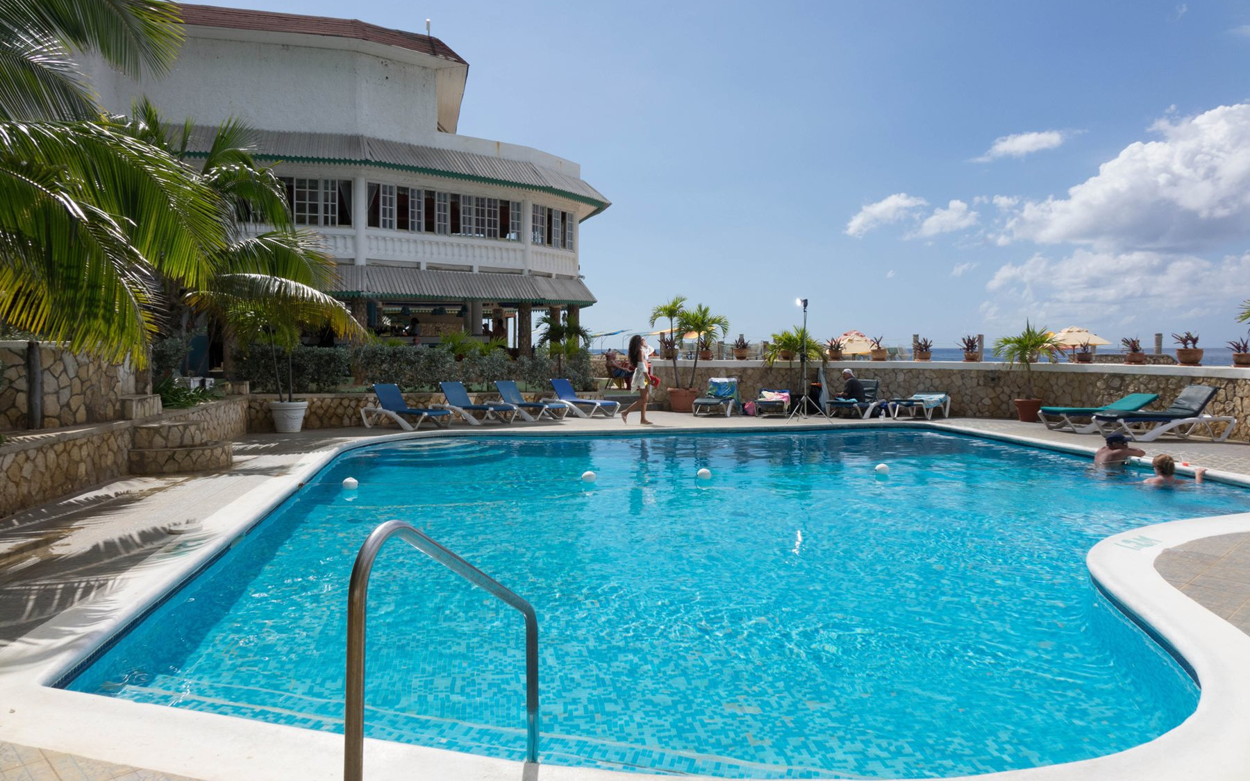 Pool Pool