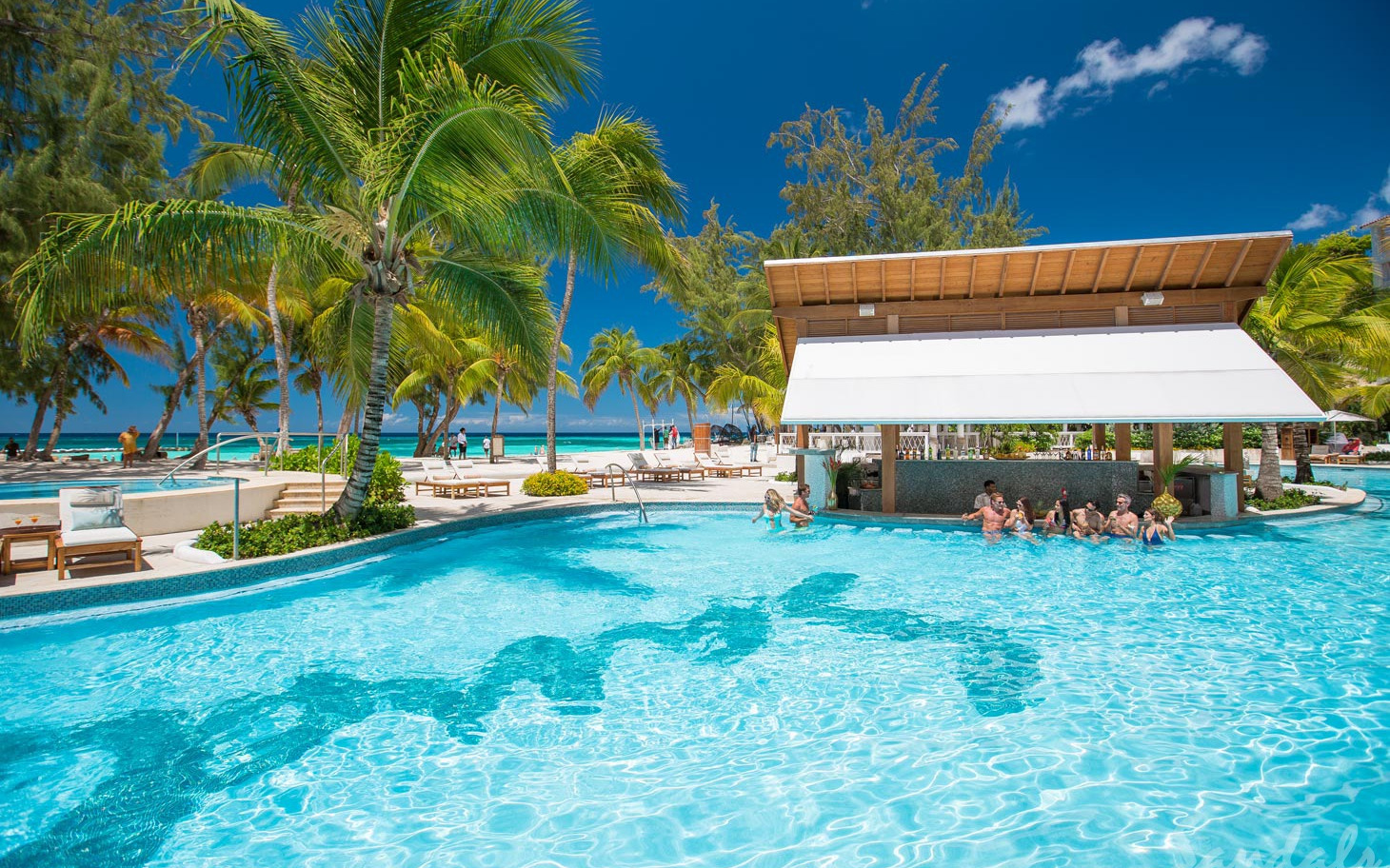 Pool bar Pool bar