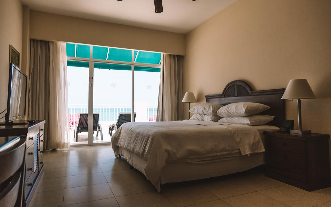 Room Room