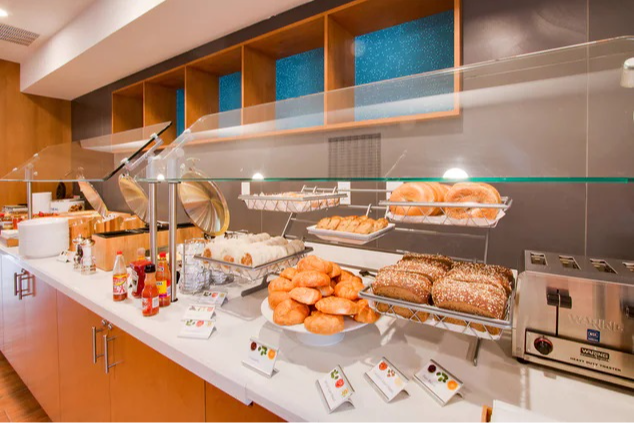 Petit-Déjeuner au Springhill Suites by Marriott Orlando Kissimmee Petit-Déjeuner au Springhill Suites by Marriott Orlando Kissimmee
