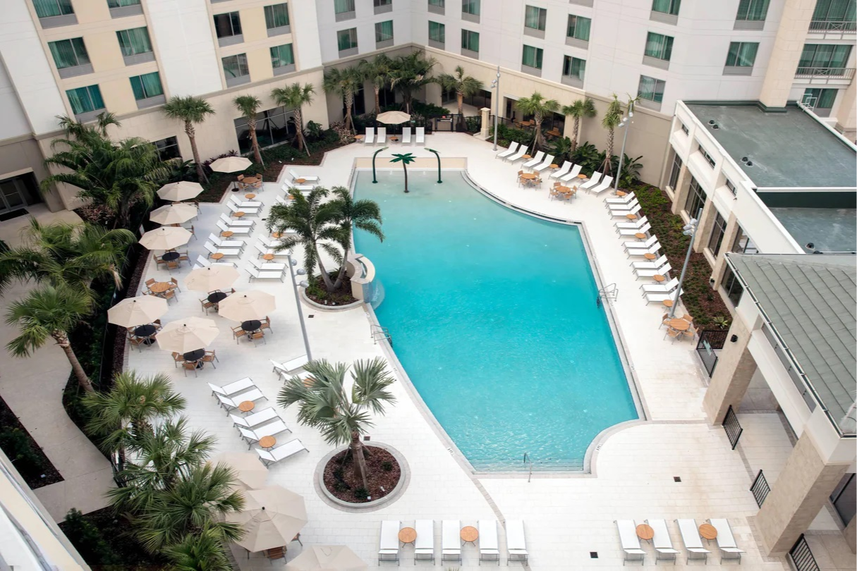 Piscine au Springhill Suites Orlando Theme Park/Lake Buena Vista Piscine au Springhill Suites Orlando Theme Park/Lake Buena Vista